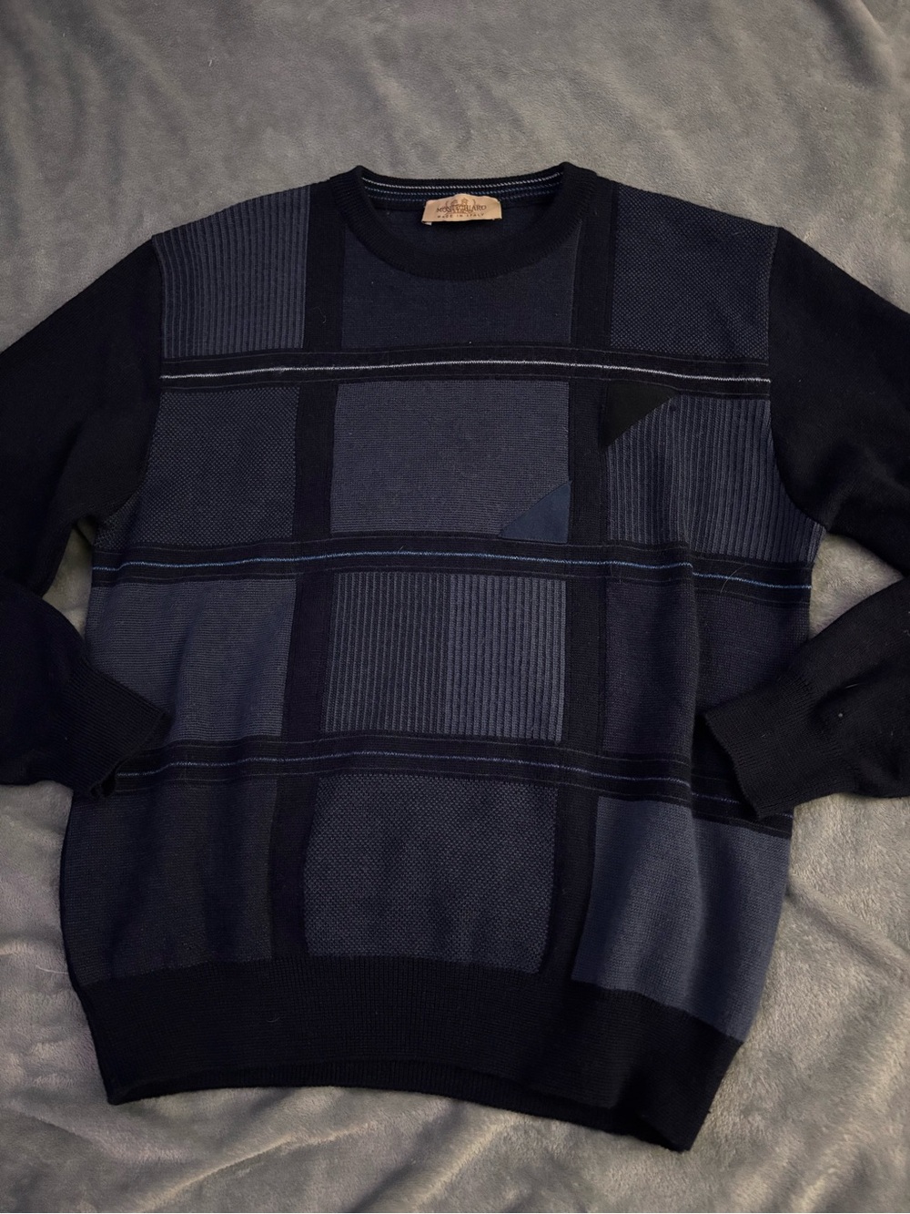 Montechiaro Crewneck Sweater in Navy and Black - merino wool